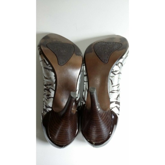 Naughty Monkey Heels 9.5 Brown Silver 3.5" Heel - Picture 12 of 12
